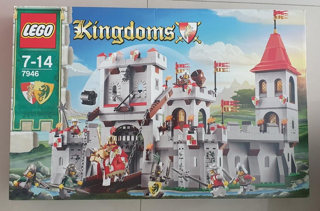 Lego King s Castle 7946 Hobbies Toys Toys Games on Carousell