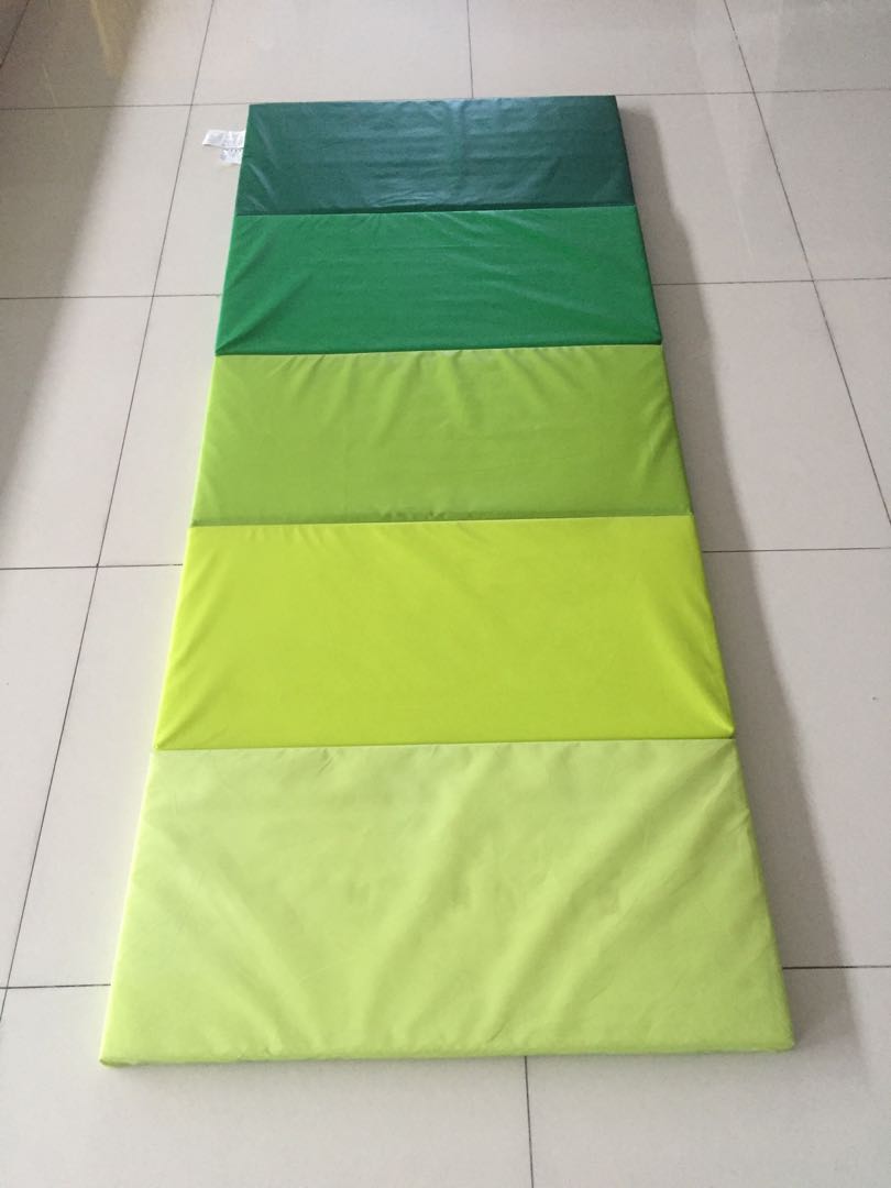 ikea matras plufsig warna hijau perabotan rumah di carousell