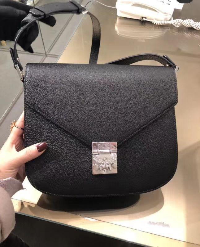 discount messenger bags