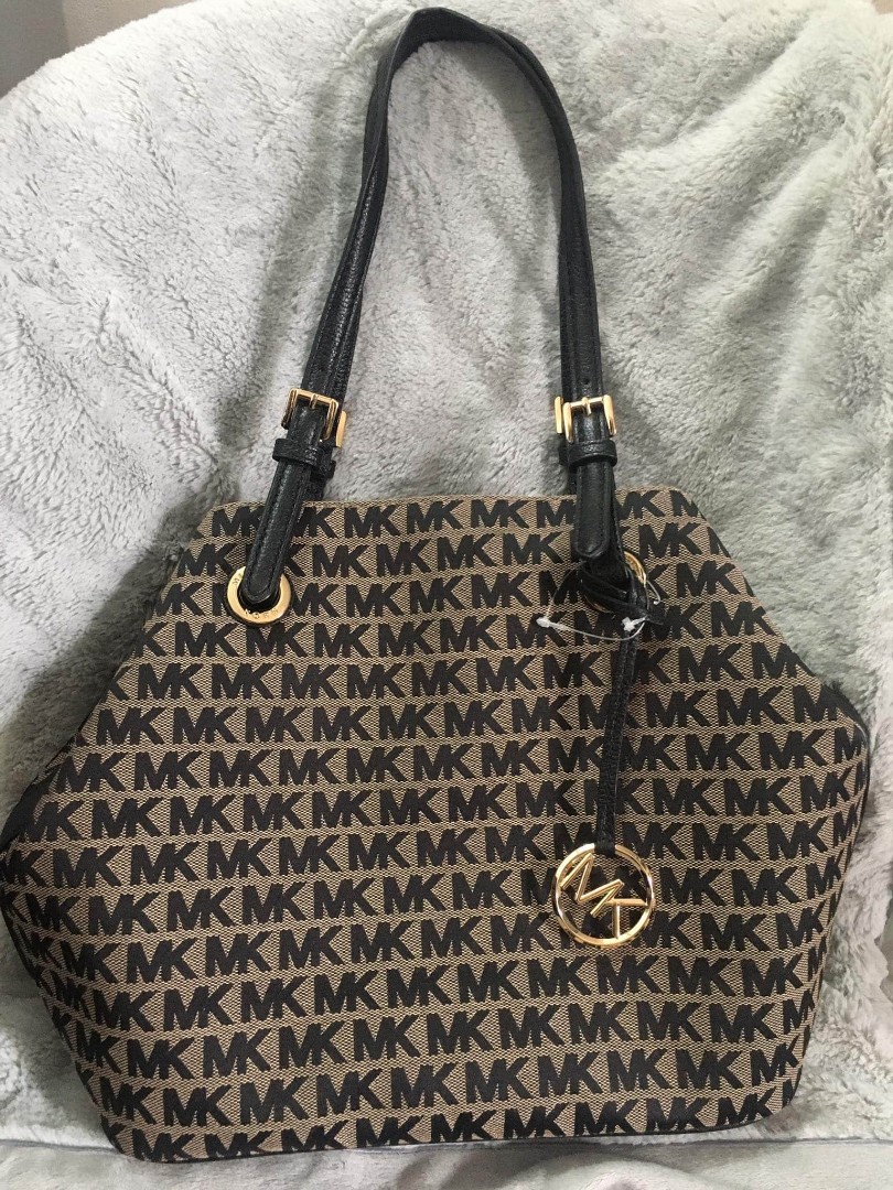 michael kors jet set grab bag