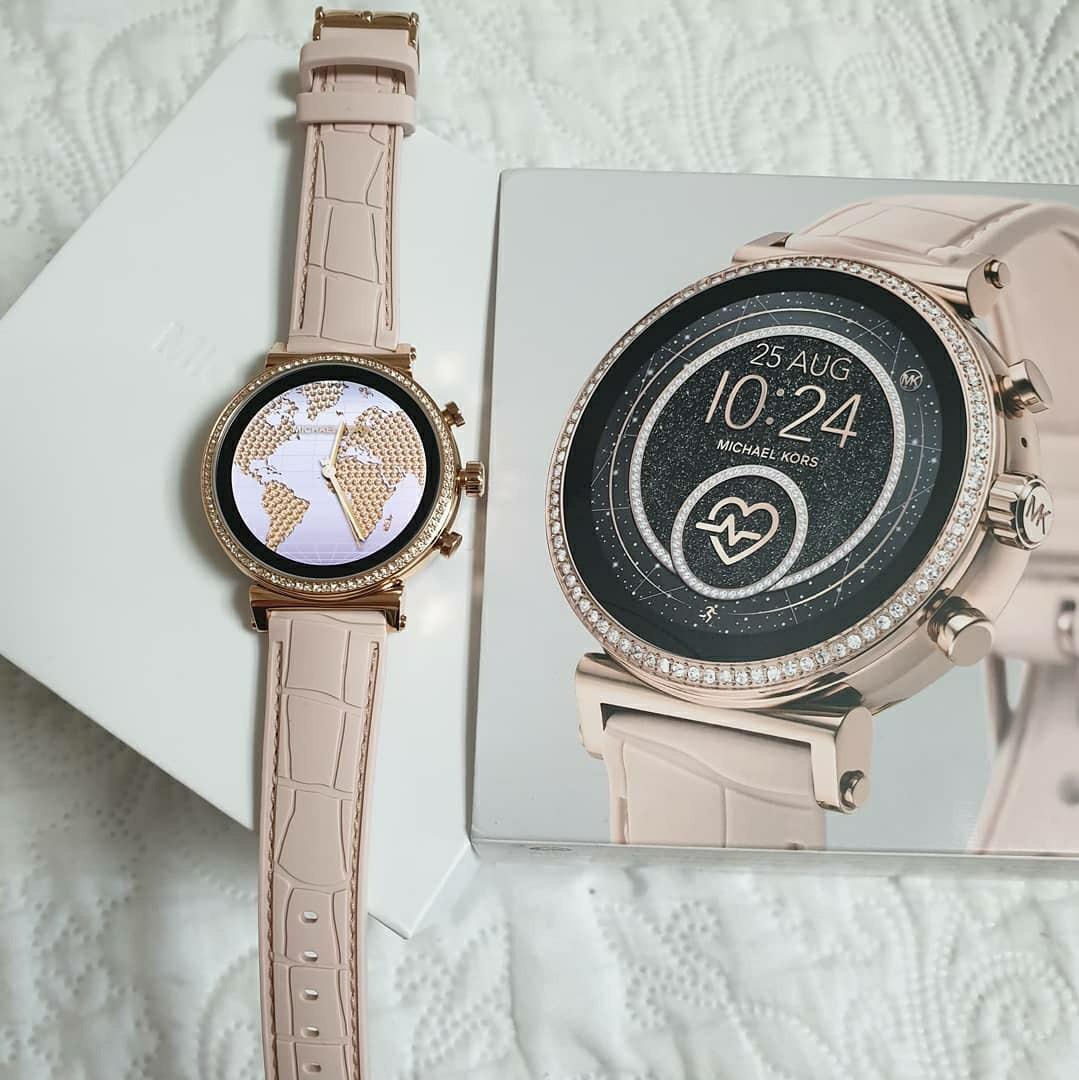 Michael kors smartwatch mkt5068 sales