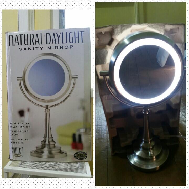 Natural Daylight Vanity Mirror Bnew Women S Fashion Watches Accessories Other Accessories On Carousell