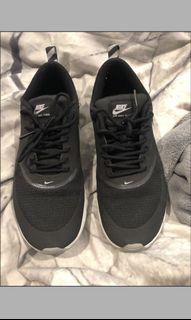 Nike Air Max Theas