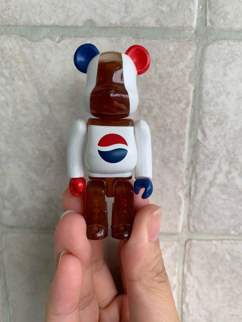 Bearbrick pepsi store
