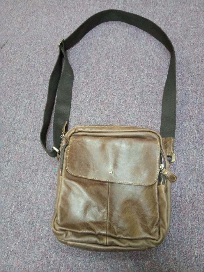 rav design sling bag