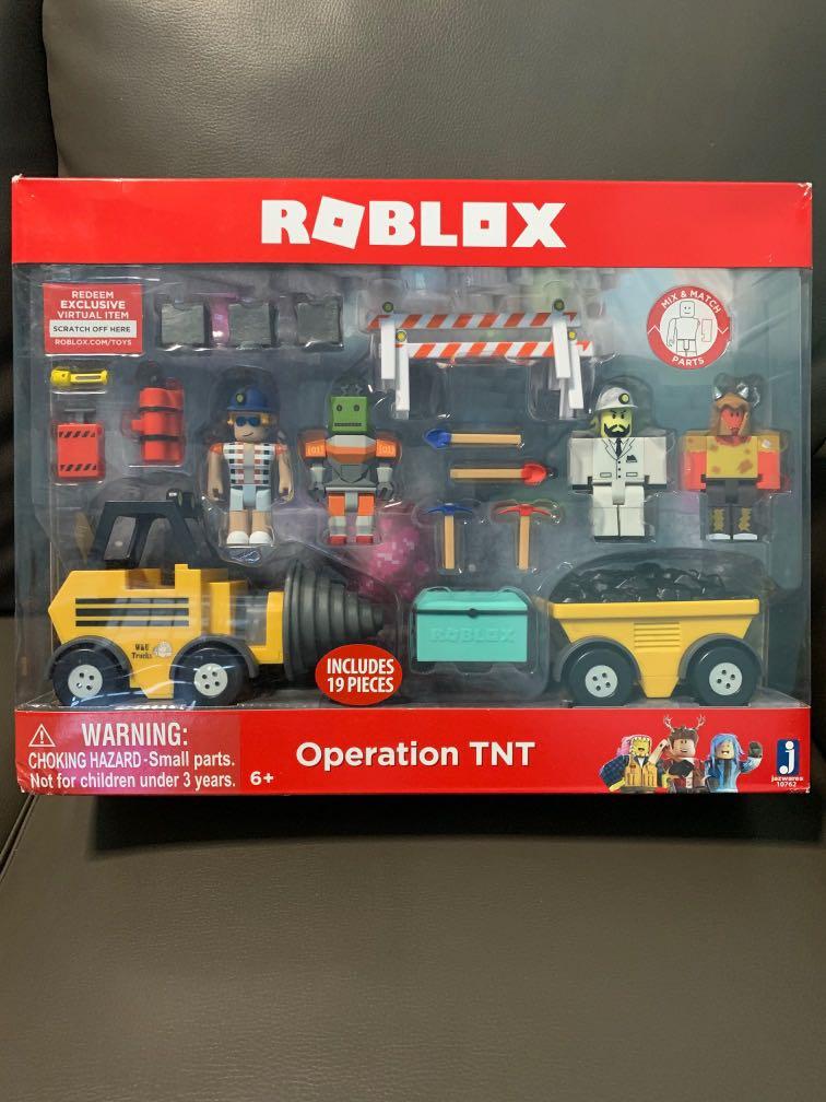 Roblox Operation Tnt Toy Toys Games Bricks Figurines On Carousell - roblox series 4 figurine with virtual item code toys games toys on carousell