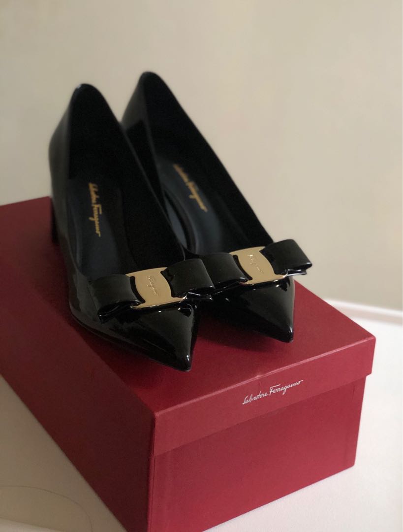 白木/黒塗り 新品 Salvatore Ferragamo ALICE 55 - 通販 - www