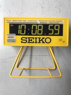 Seiko Clock QHL062Y