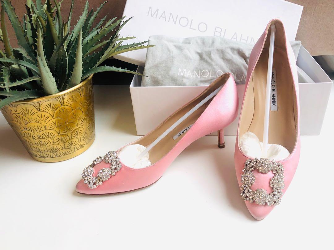 manolo blahnik hangisi 50mm