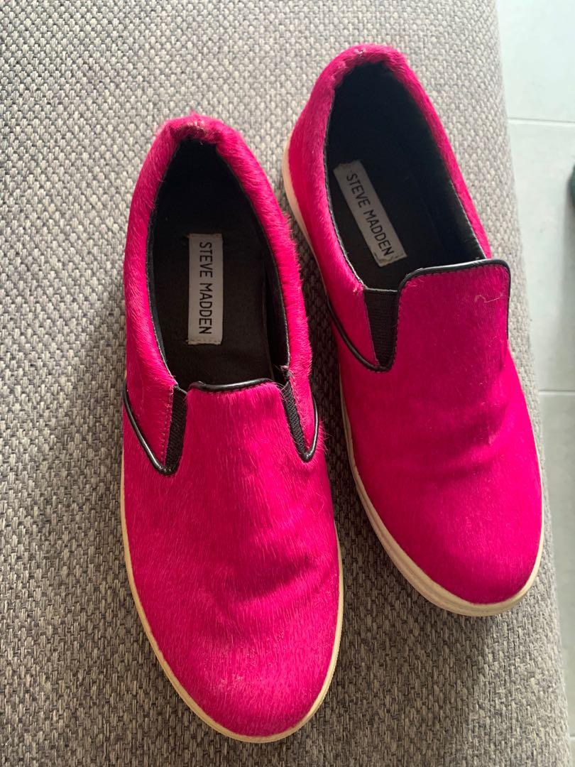 steve madden slip ons pink
