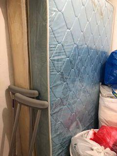Super single mattress