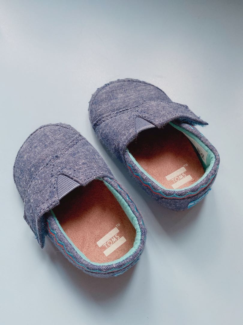TOMS baby shoes TOMS 嬰兒帆布鞋, 兒童