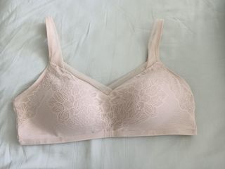(Category: ) located in . Submitted by sara7 (Listing ID 1022231257, Image 1). Description: .