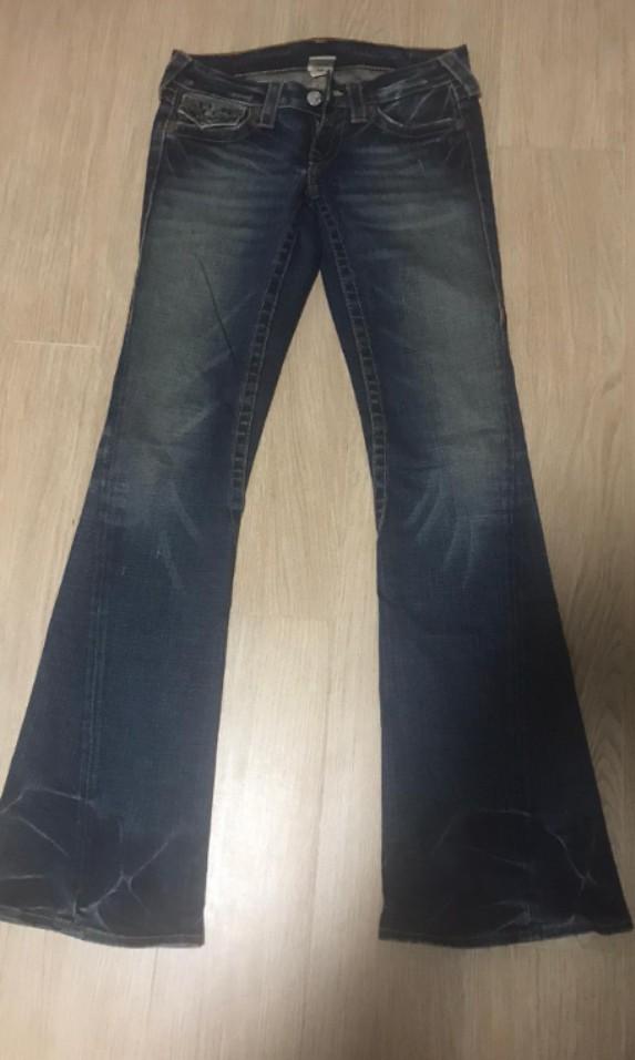True Religion Bootcut Jeans Women S Fashion Clothes Pants Jeans Shorts On Carousell True religion designer bootcut jeans for women feature signature back pockets. carousell
