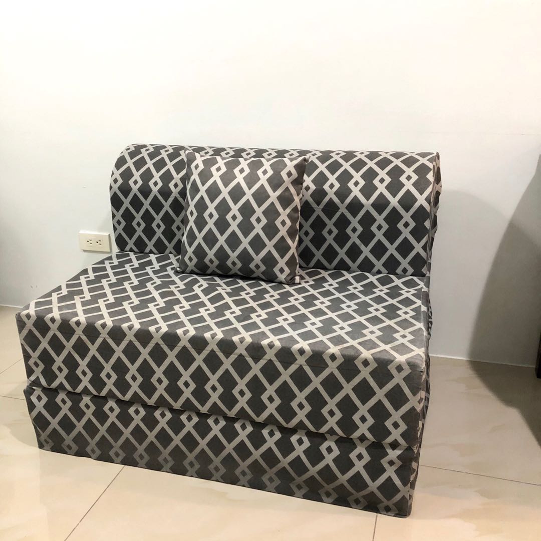 Single sofa sales bed uratex