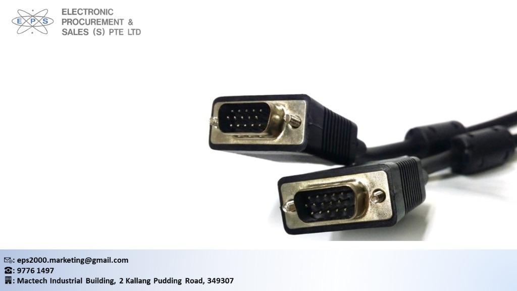 Low Voltage VGA Cable, c/w Two Ferrite Beads, Moulded, with all 15 pins