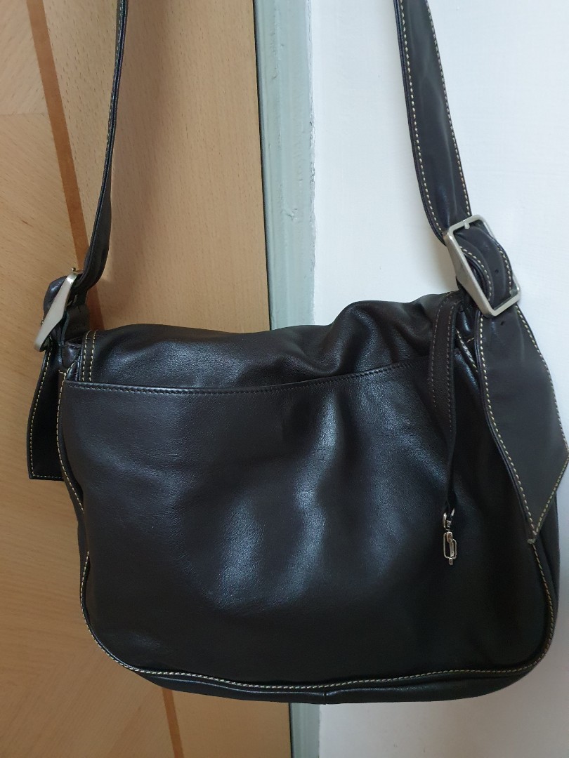 90% new Longchamp leather bag