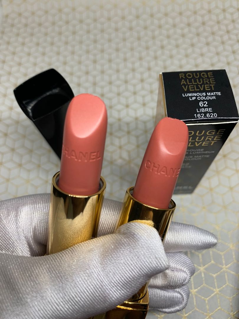 👑 ⚠️ Chanel Lipstick#62 Libre (defect), Beauty & Personal Care, Face,  Makeup on Carousell