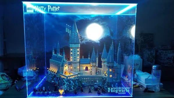 Acrylic display case for LEGO Harry 