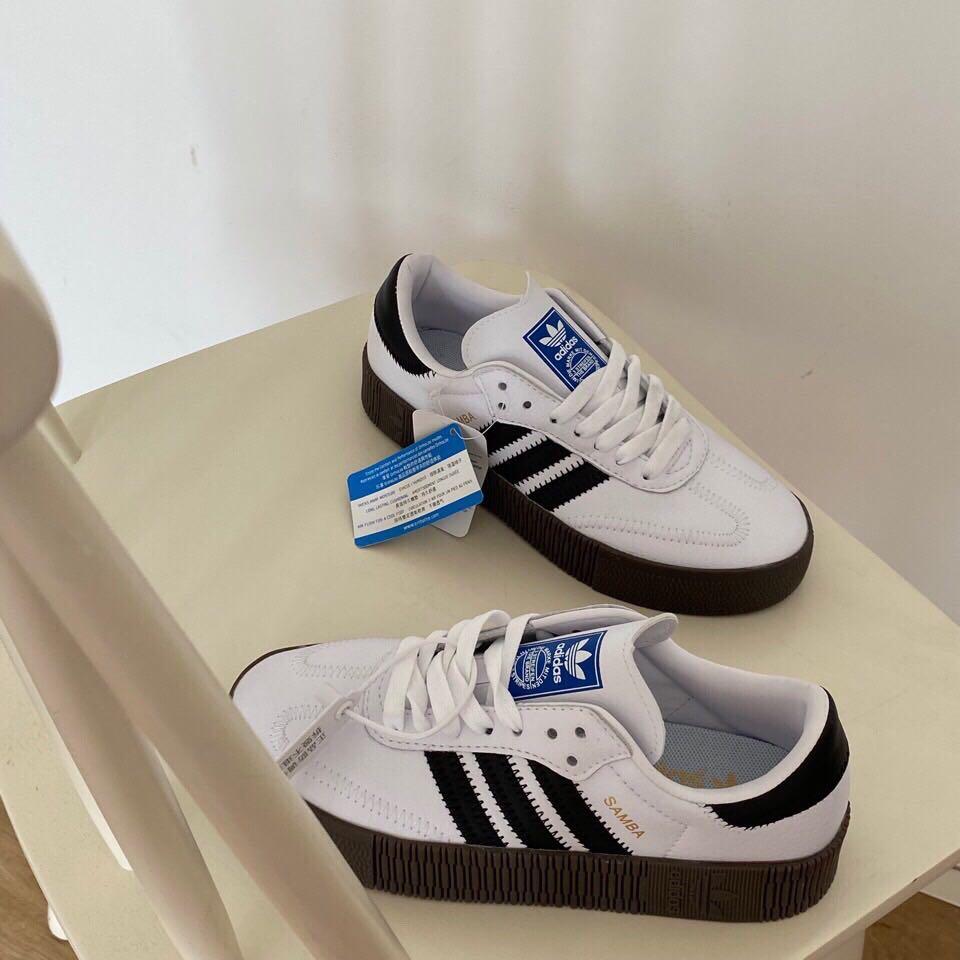 Adidas originals samba rose trainers hotsell in triple white