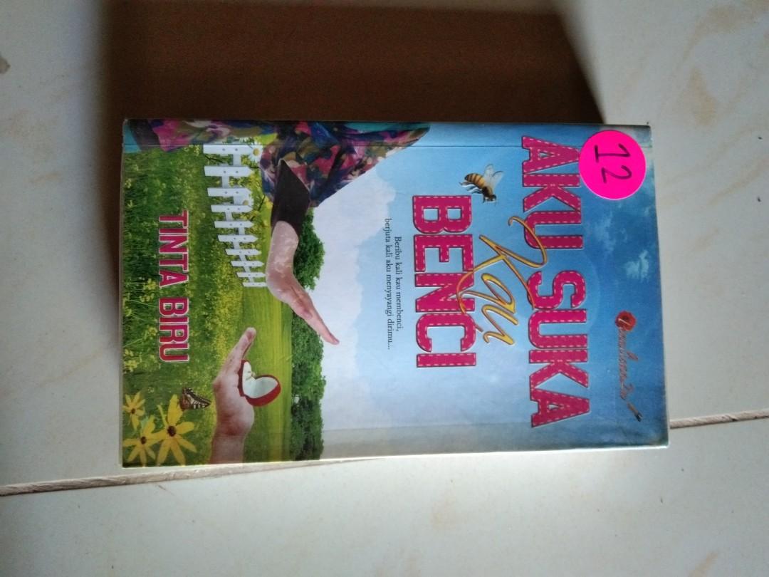 Aku Suka Kau Benci Books Stationery Books On Carousell