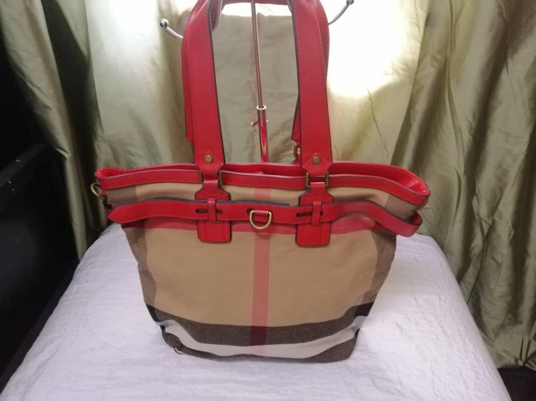 Jualan Merdeka ends 2n Sept Markdown price Burberry tote bag
