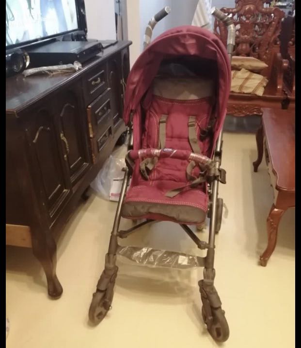 Chicco liteway venture stroller, Babies & Kids, Going Out, Strollers on
