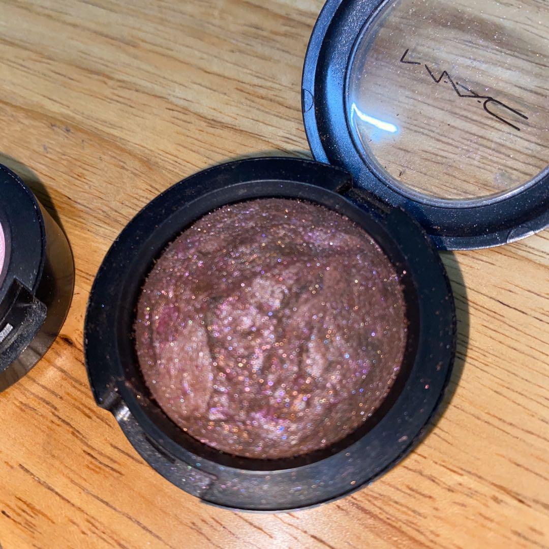 MAC Makeup For Ever Eyeshadow singles bundle (Category: Makeup) located in Quezon City. Submitted by nth.hand (Listing ID 1022541585, Image 2). Description: MUFE/Makeup Forever shadow refill (pan only) Shade: m-870 / yogurt (matte soft pink, could be used as blush if you’re pale) MAC Pink Freeze (frost) MAC Mineralize eyeshadow in Rare Find All items barely used, maybe 90% full, 100% authentic.