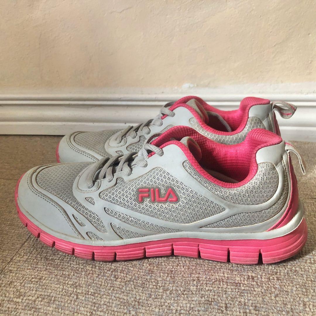 Fila running shoes pink store