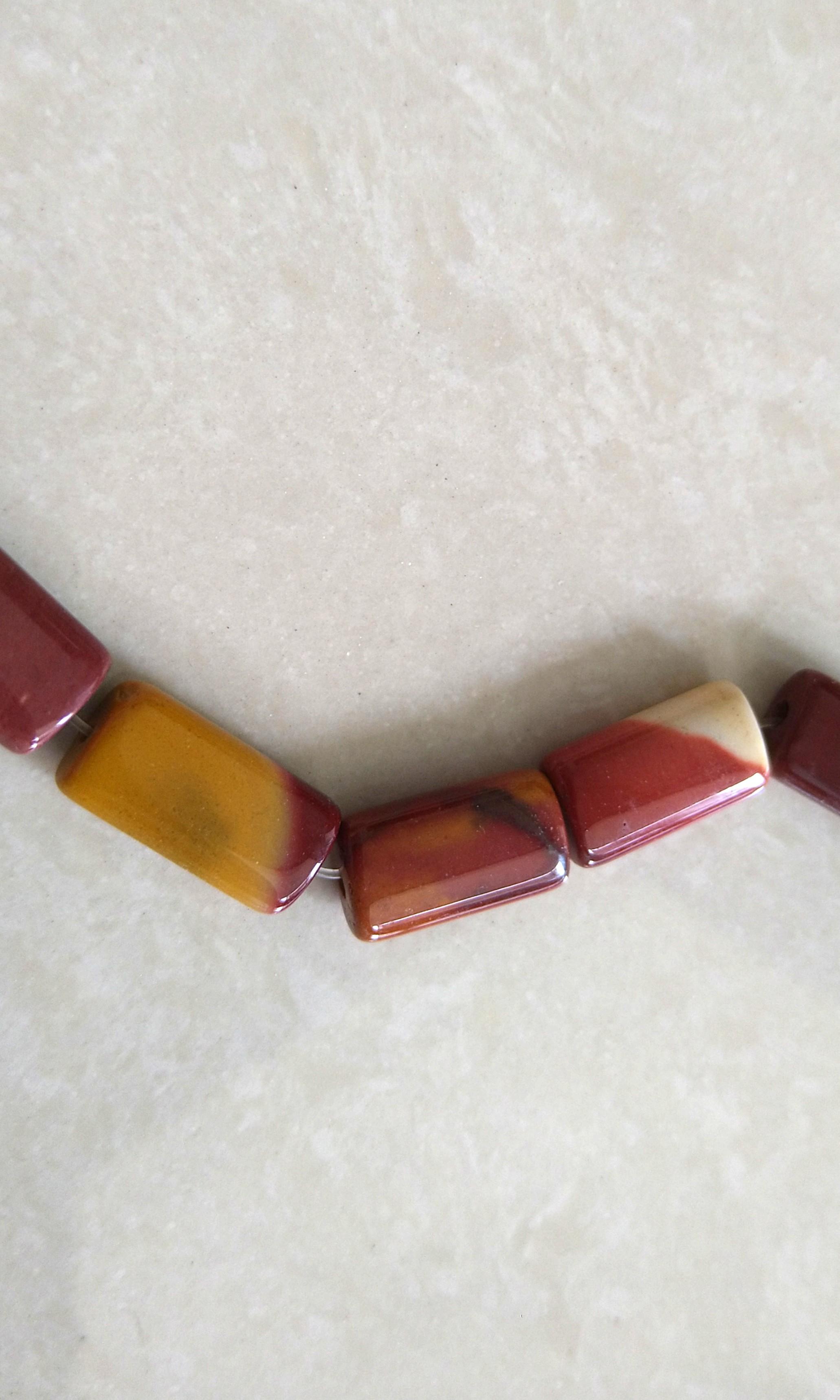 Flat Mookaite Rectangular Beads (Category: Craft Supplies & Tools) located in Singapore. Submitted by tod88 (Listing ID 1022473031, Image 2). Description: *Self-collect ONLY from Tampines MRT Station (EW2/DT32). * Fixed price. *No refund *The measurements is from random pick of the beads, it does not meant all beads are the same size. Size of the Bead is approximately 15mm(L)x8mm(W)x4mm(T). Sell 6 beads for $5.5 (B0102).