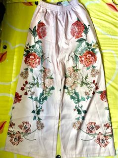(Category: ) located in . Submitted by ashhhh95 (Listing ID 1022591645, Image 1). Description: .