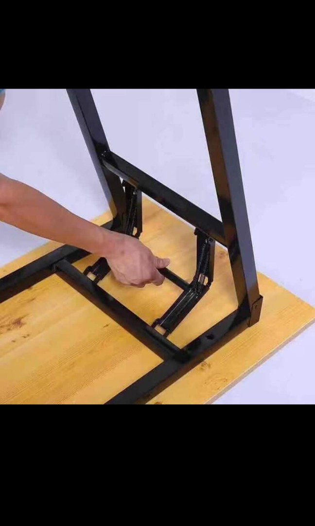 Foldable table laptop / computer