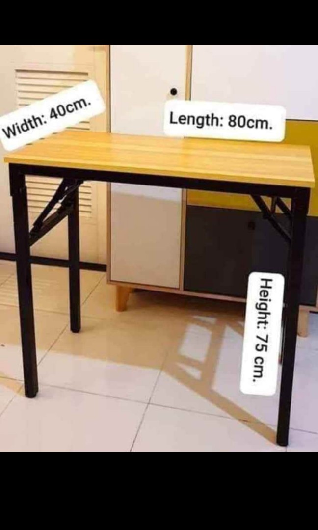 Foldable table laptop / computer