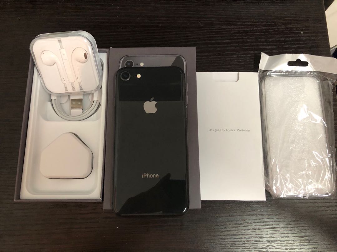 Full set 98%new iPhone 8 256gb black battery 88% one months warranty