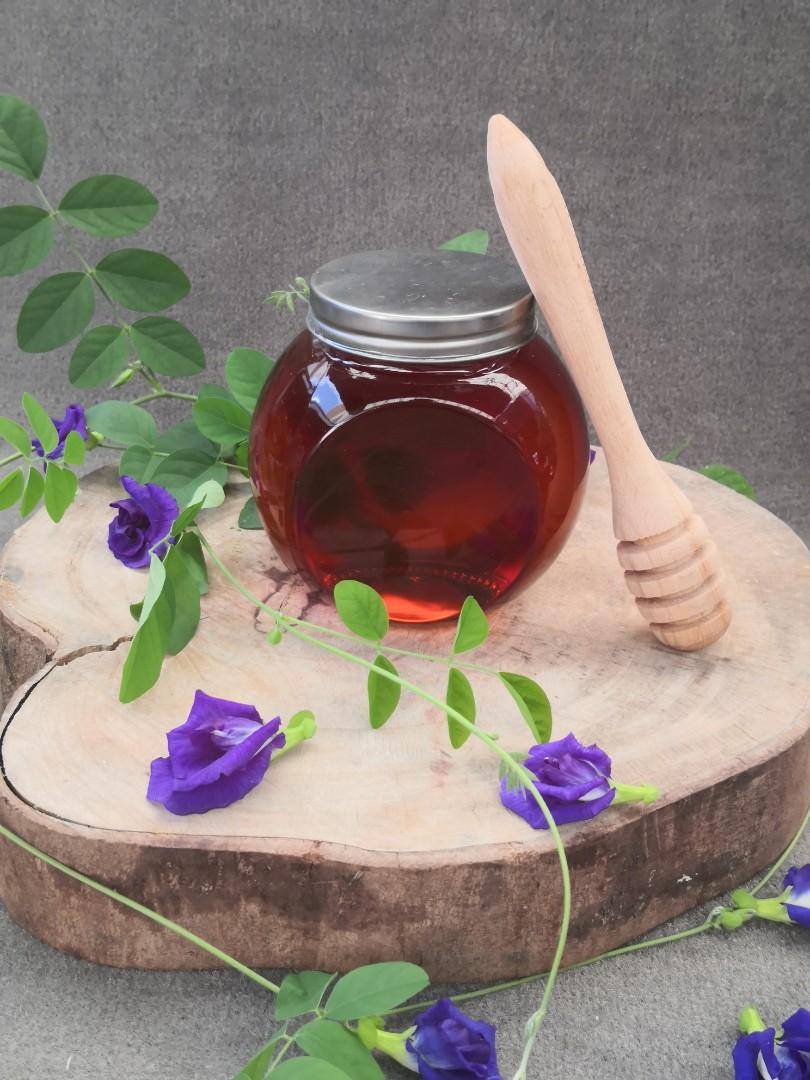 Honey (Category: Packaged & Instant Food) located in Valenzuela. Submitted by shikkufindsmla (Listing ID 1022570391, Image 3). Description: 🐝🐝💯% RAW WILD HONEY🍯🍯LOCALLY SOURCED from the MOUNTAINS⛰️ of QUEZON. 🍯330ml UFC bottle- Php180 only 🍯450ml Jar-Php 220 only.