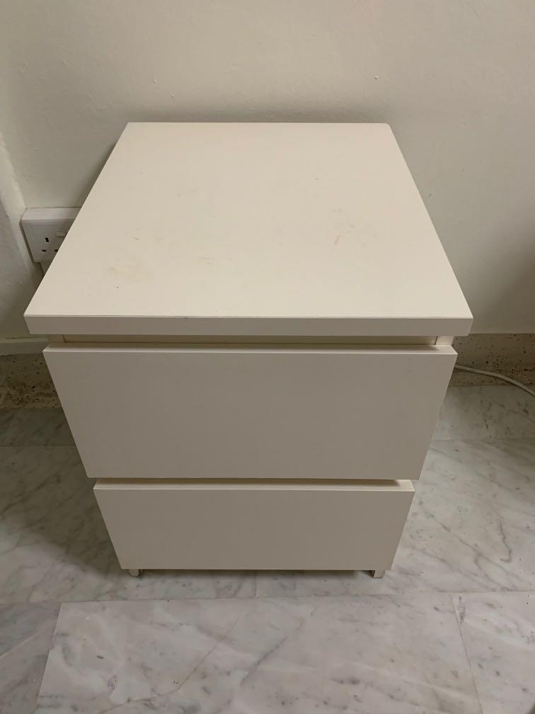 Ikea White Malm Bedside Table Drawer Furniture Shelves Drawers On Carou - Ikea Malm Wall Mounted Night Table Ikea White Malm Bedside Table Drawer Furniture Shelves Drawers On Carou - Ikea Malm Wall Mounted Night Table