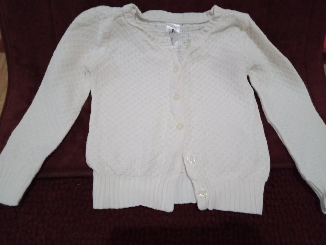 Jacket (Category: Babies & Kids Fashion) located in Quezon City. Submitted by anne001985 (Listing ID 1022556852, Image 3). Description: .