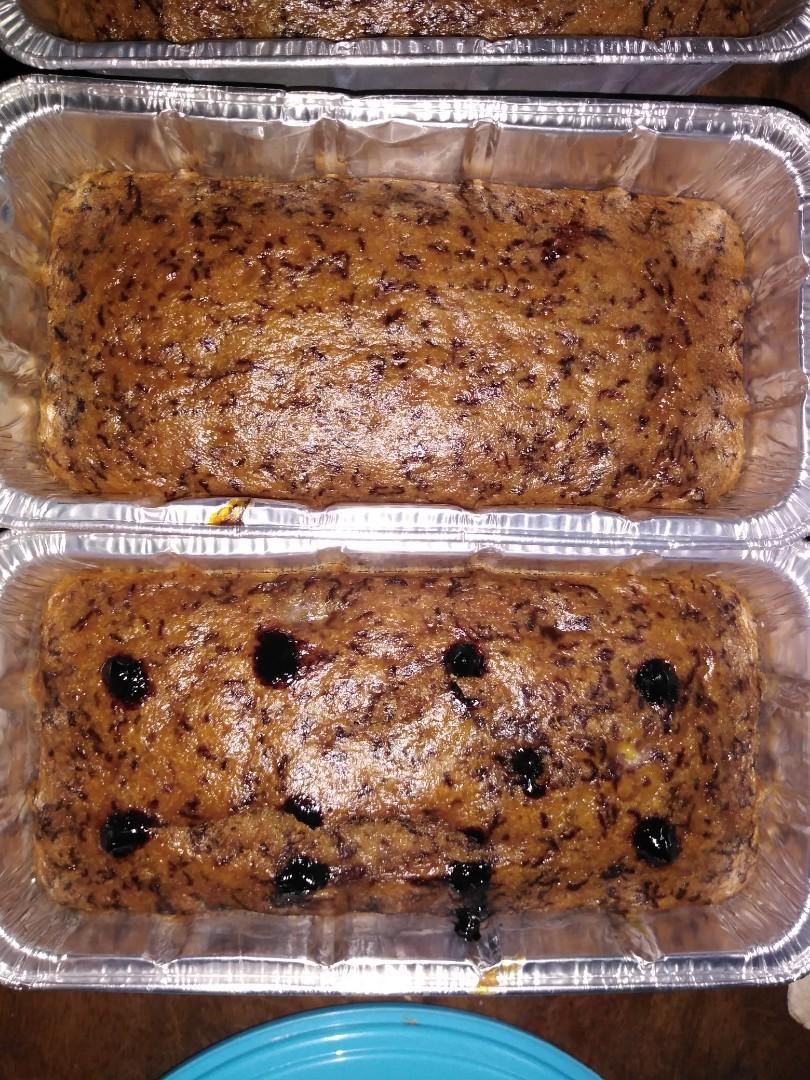 Kek Pisang Food Drinks Baked Goods On Carousell
