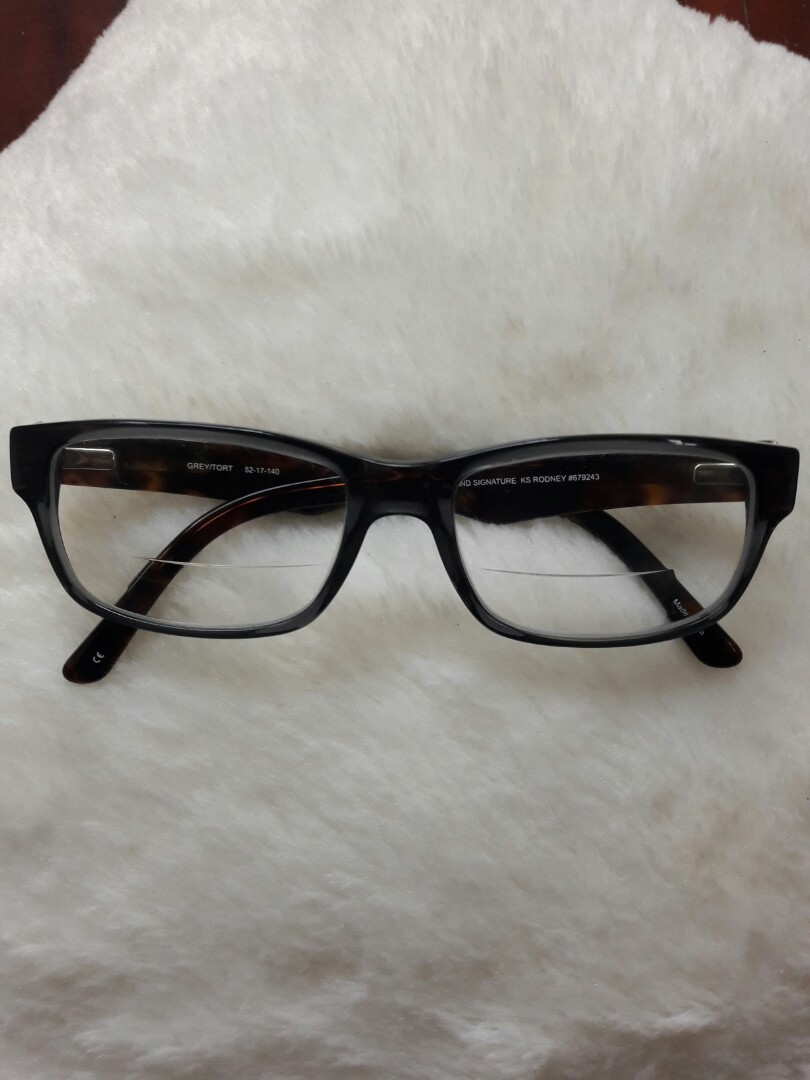 Kirkland Signature Glasses, Men's Fashion, Watches & Accessories