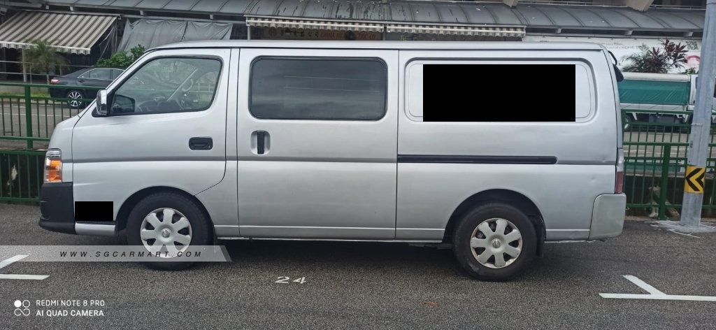 Large manual van rental