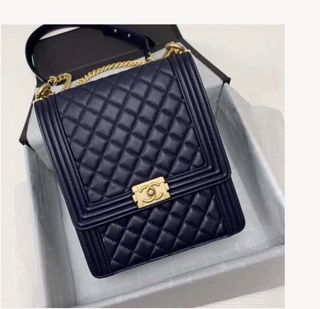 (Category: ) located in . Submitted by jillystoreroom (Listing ID 1022564633, Image 1). Description: .