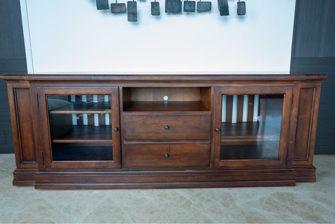 Media (Ethan Allen), Furniture & Home Living, Furniture