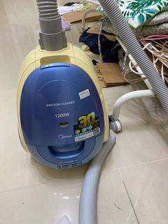 （分類：）位於 。 由 leanonme_hyping 提交（商品編號 1022611347，圖片 1）。簡介： 。