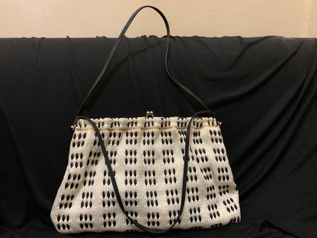 ‼️SALE ‼️Miu miu (Category: Luxury Bags & Wallets) located in Marikina City. Submitted by chichilelux (Listing ID 1022476596, Image 2). Description: ‼️SALE‼️ Php6000 before... NOW at php5k Authentic Miu Miu shoulder Bag ~ Preloved .
