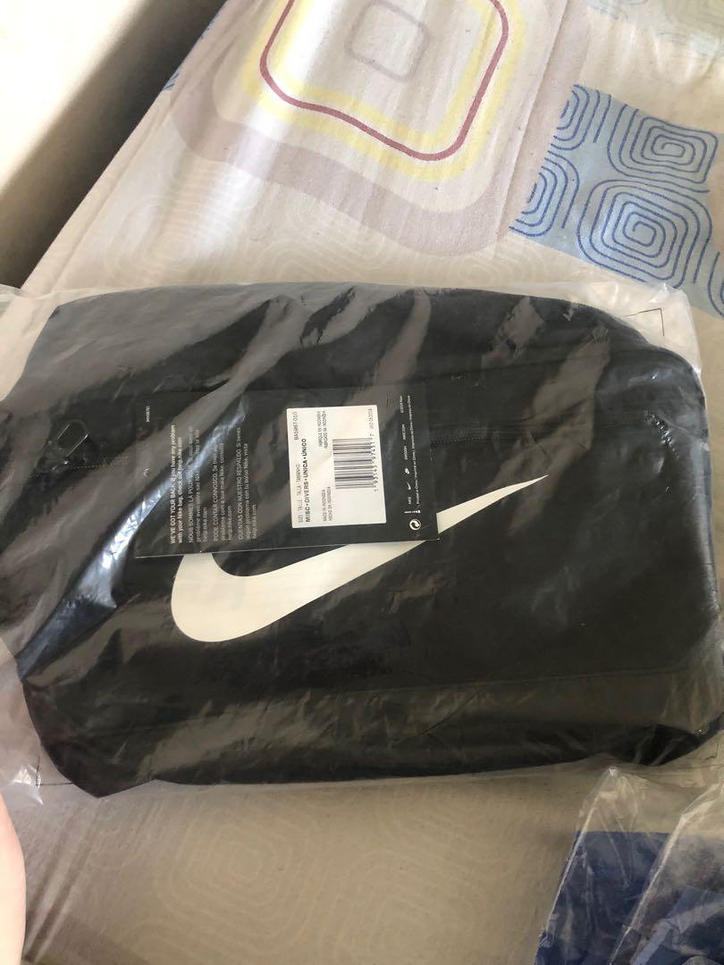 nike brasilia training shoe bag