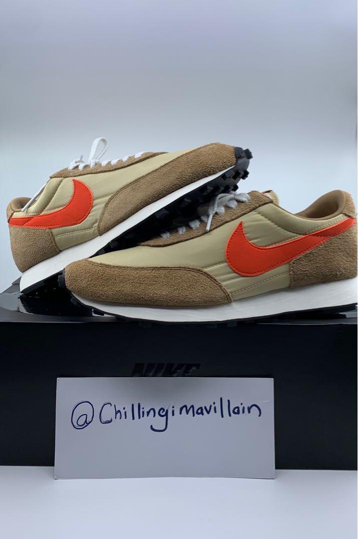 Nike daybreak vegas gold 