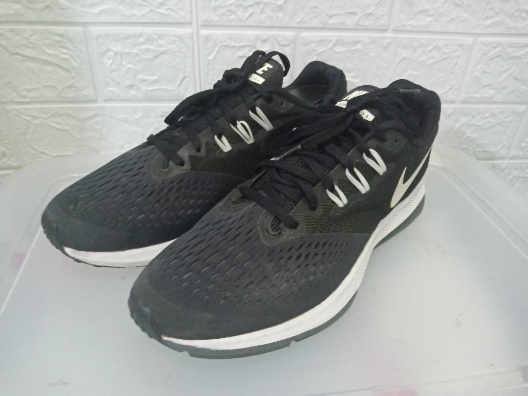 Nike Zoom Winflo 4 Men s Fashion Activewear on Carousell