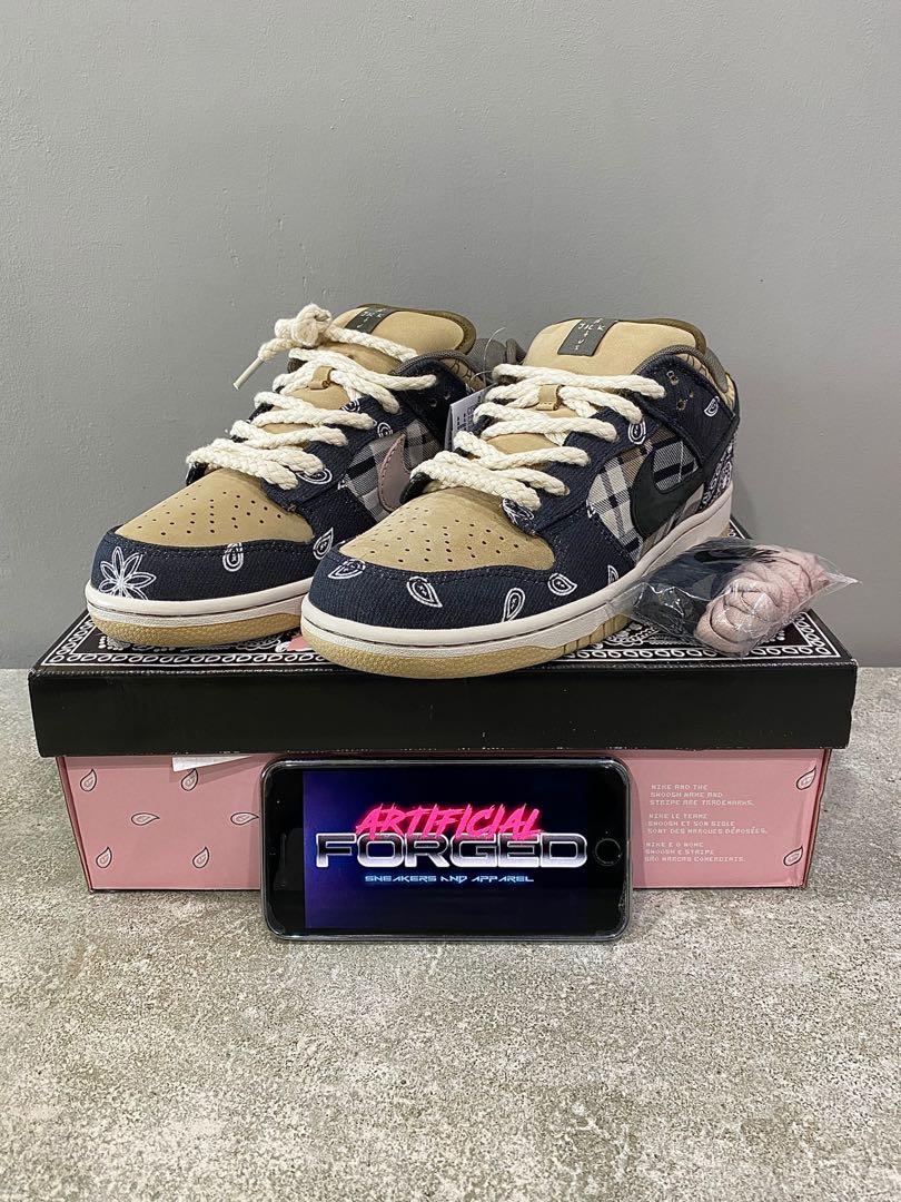 travis scott dunk pre order