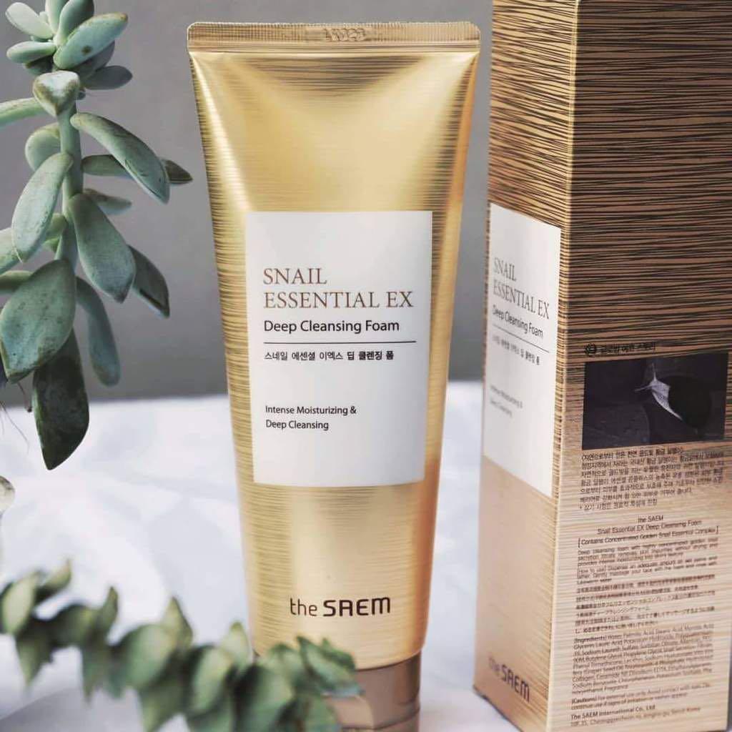 snail essential deep cleansing foam
