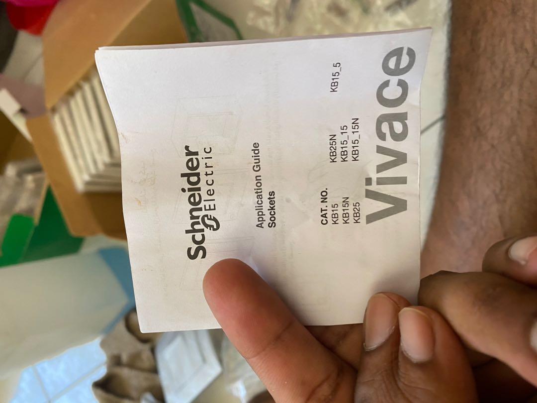 Socket (Category: Electrical, Lighting & Wiring) located in Banting. Submitted by sheelan22 (Listing ID 1022452888, Image 3). Description: .